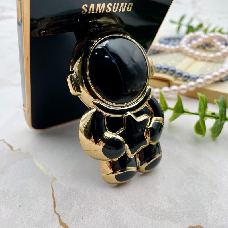 قاب گوشی Galaxy A34 5G سامسونگ مای کیس فضانورد استند شو محافظ لنز دار مشکی دور طلایی کد 42366 - Image 2