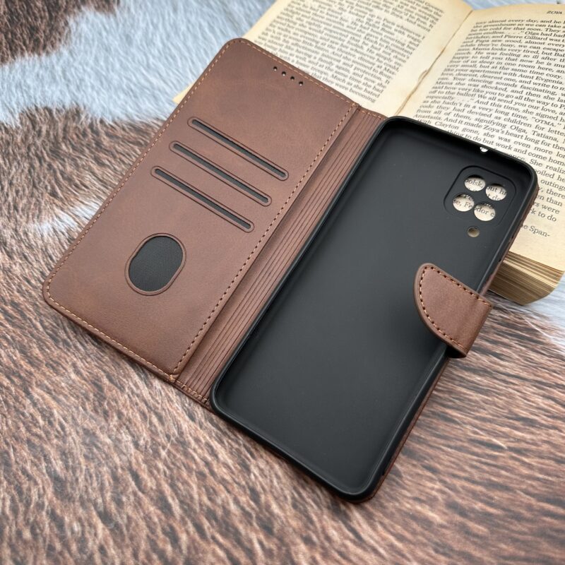 کیف گوشی Galaxy A12 / Galaxy M12 سامسونگ چرم مگنتی جاکارتی محافظ لنزدار قهوه ای کد 38688 - Image 2