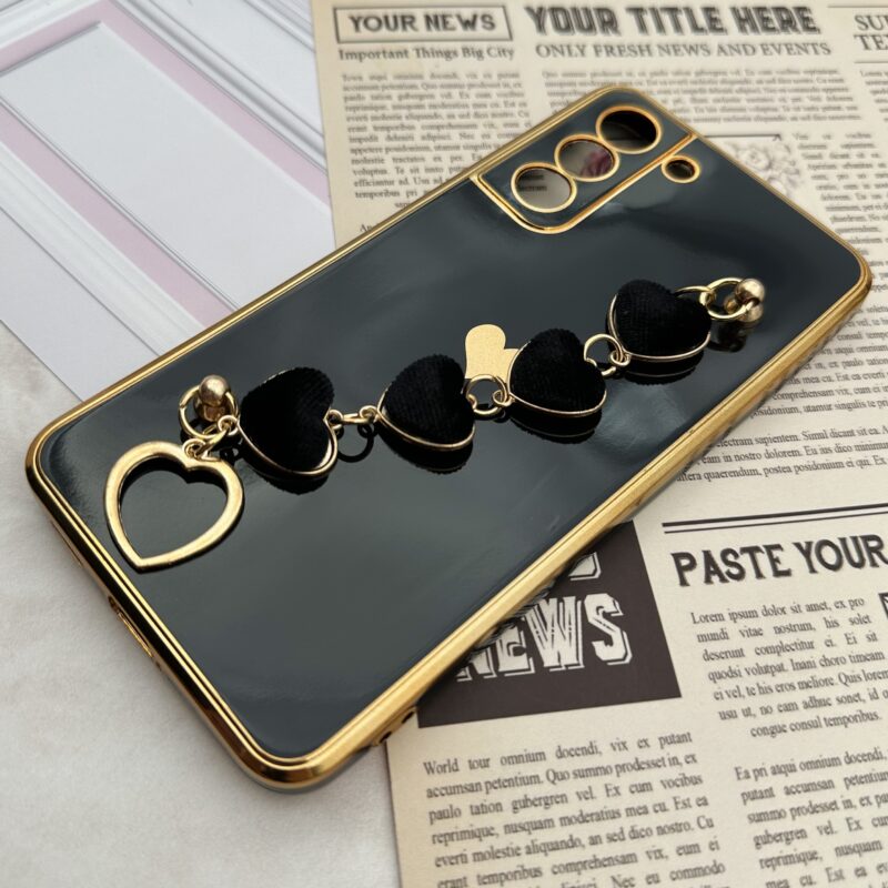 قاب گوشی Galaxy S21 FE سامسونگ مای کیس لاکچری My Case دستبندی قلبی مخمل آویز دار مشکی محافظ لنز دار کد 19554 - Image 2