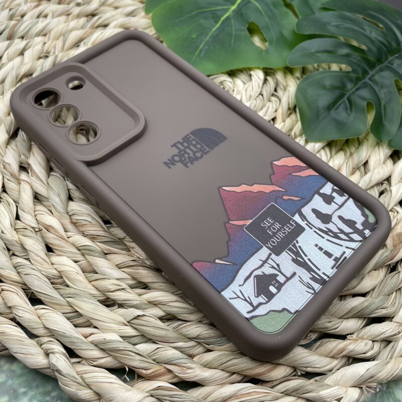 قاب گوشی Galaxy S21 FE سامسونگ Solid case سیلیکونی طرح The North Face رنگ قهوه ای محافظ لنزدار کد 86844 - Image 2