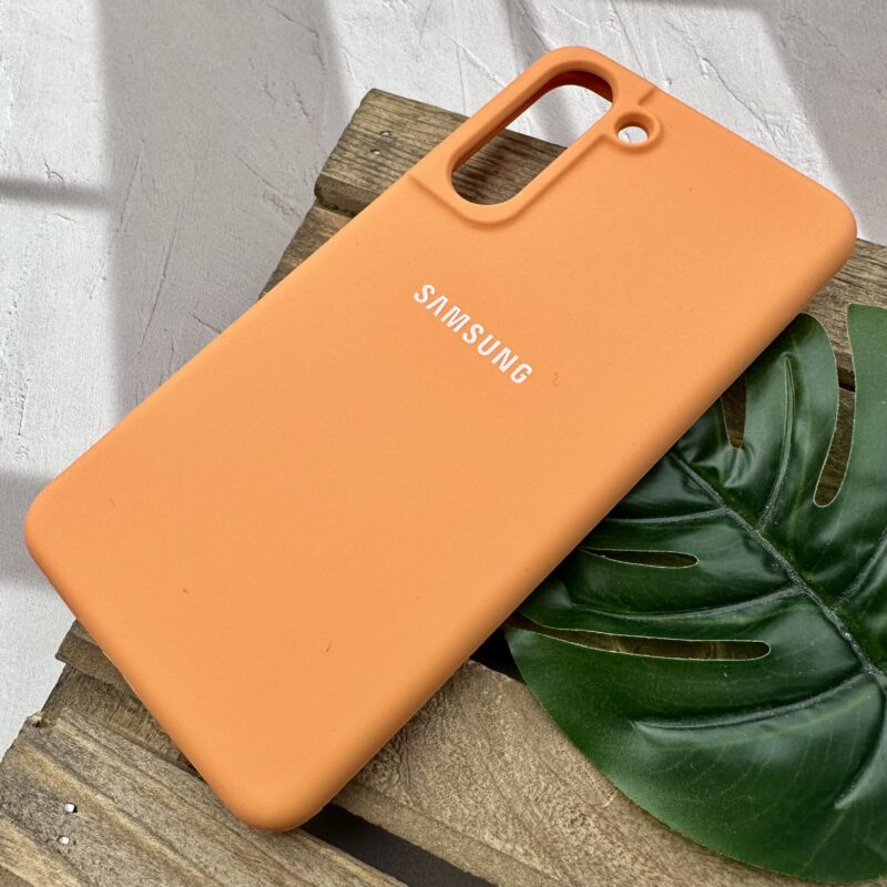 قاب گوشی Galaxy S21 FE سامسونگ سیلیکونی پاک کنی اورجینال داخل پارچه ای رنگ نارنجی کد 92702 - Image 2