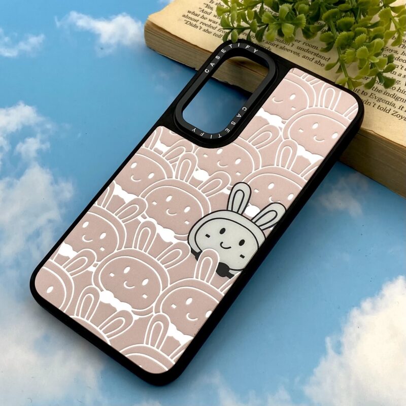 قاب گوشی Galaxy S23 FE سامسونگ آینه ای لوکس دور سیلیکونی CASETIFY اورجینال طرح خرگوش کد 77275 - Image 2