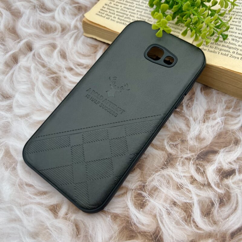 قاب گوشی (Galaxy A7 2017 (A720 سامسونگ چرمی ژله ای طرح گوزنی DEER محافظ لنز دار ایربگ دار مشکی کد 35014 - Image 2