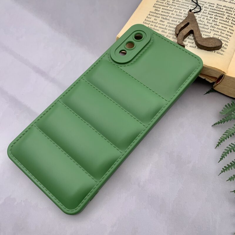 قاب گوشی Galaxy A02 سامسونگ سیلیکونی پافری برجسته محافظ لنز دار سبز کد 86877 - Image 2