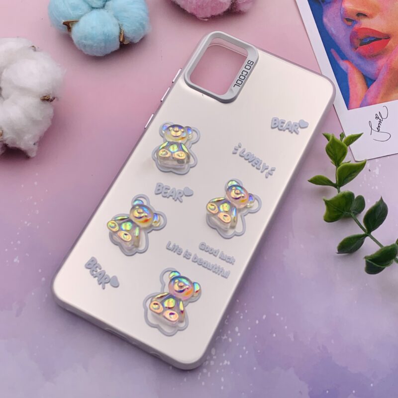 قاب گوشی Galaxy A05 سامسونگ So Cool اورجینال تدی هولوگرامی برجسته سه بعدی نقره ای کد 33815 - Image 2