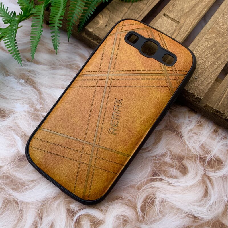 قاب گوشی Galaxy S3 سامسونگ چرمی دور ژله ای طرح برجسته REMAX کلاسیک عسلی کد 68220 - Image 2