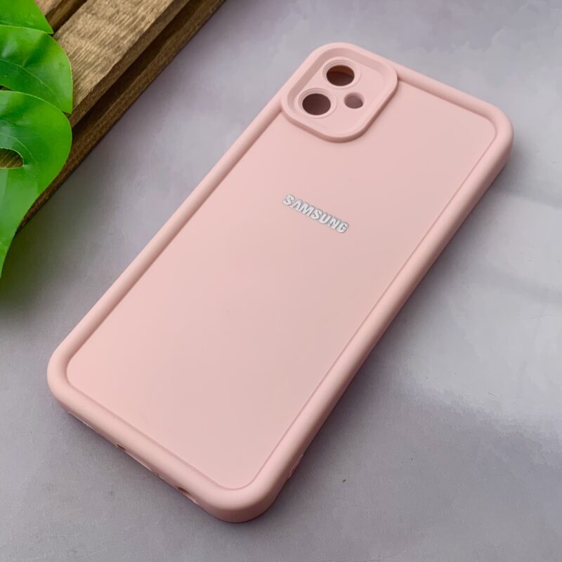 قاب گوشی Galaxy A05 سامسونگ سیلیکونی اورجینال Solid Case لوگو برجسته ضد ضربه محافظ لنز دار صورتی کد 93035 - Image 2