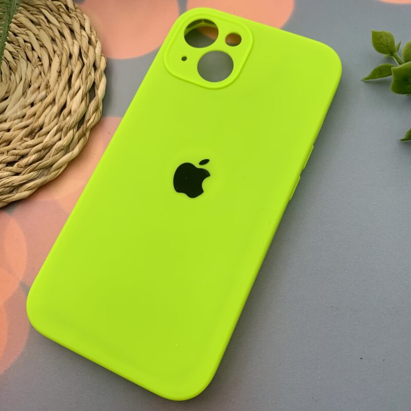 قاب گوشی iPhone 13 آیفون سیلیکونی پاک کنی اورجینال داخل پارچه ای رنگ سبز فسفری کد 82478 - Image 2