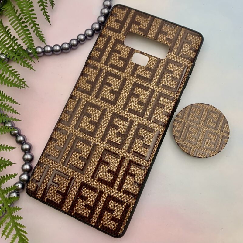 قاب گوشی Galaxy Note 9 سامسونگ فانتزی برجسته سوزنی طرح FENDI محافظ لنز دار پاپ سوکت دار کد 88973 - Image 2