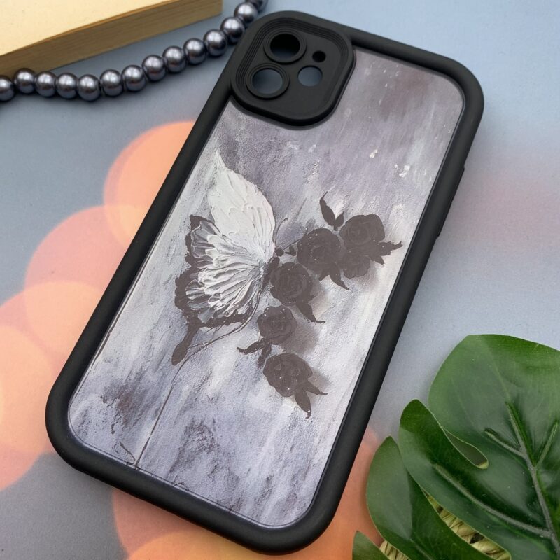 قاب گوشی iPhone 11 آیفون سیلیکونی Solid Case اورجینال طرح نقاشی رز و پروانه محافظ لنزدار مشکی کد 19794 - Image 2