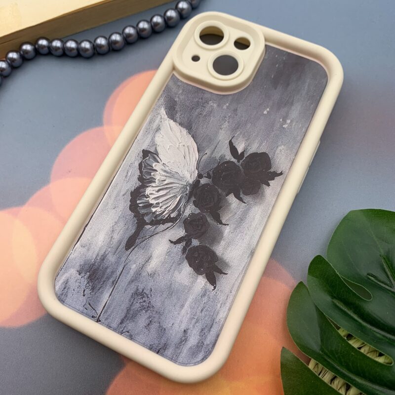 قاب گوشی iPhone 13 آیفون سیلیکونی Solid Case اورجینال طرح نقاشی رز و پروانه محافظ لنزدار کرم کد 67093 - Image 2