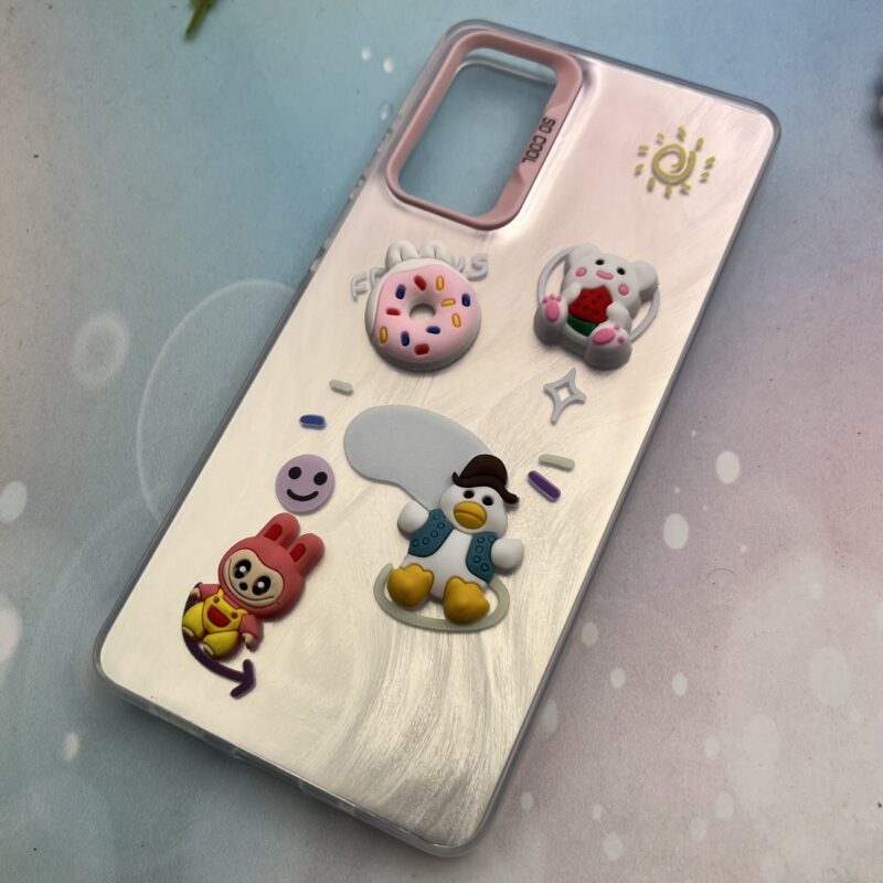 قاب گوشی Galaxy S20 FE سامسونگ SO COOL اطلسی اورجینال عروسکی برجسته متال کد 60397 - Image 2