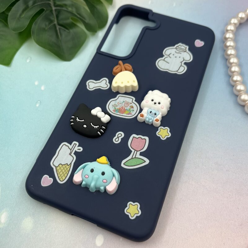 قاب گوشی Galaxy S21 FE سامسونگ سیلیکونی عروسکی سه بعدی برجسته kids محافظ لنز دار سرمه ای کد 76233 - Image 2