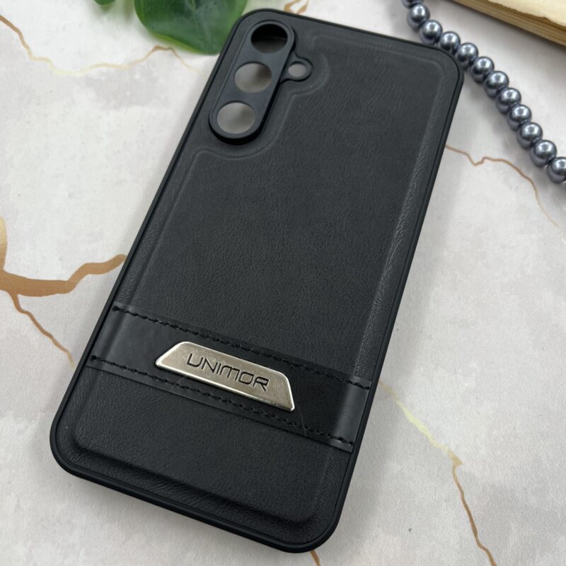 قاب گوشی Galaxy S23 FE سامسونگ چرم UNIMOR اورجینال دوختی لوگو فلزی مشکی محافظ لنز دار کد 91647 - Image 2
