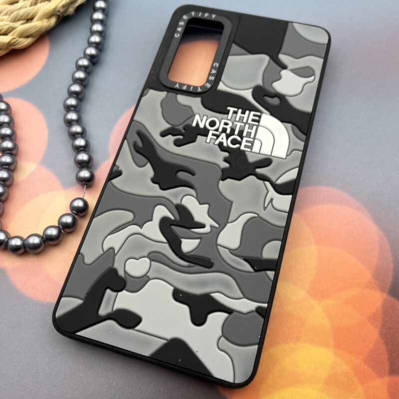 قاب گوشی Galaxy S20 FE سامسونگ سیلیکونی CASETIFY طرح برجسته ارتشی چریکی مشکی کد 97610 - Image 2
