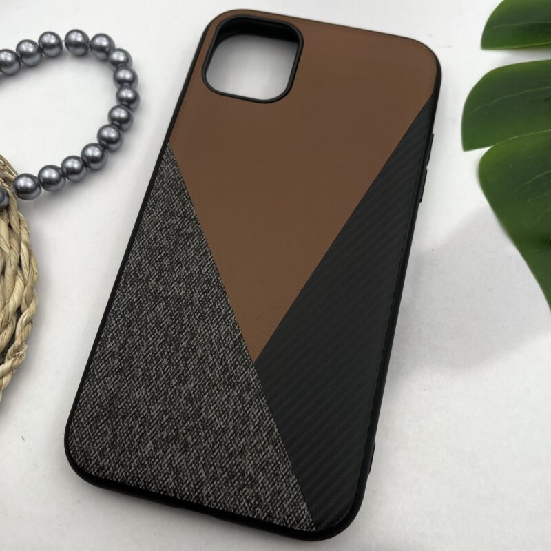 قاب گوشی iPhone 11 آیفون چرم اورجینال Unique Case طرح ترکیبی کربن لوکس عسلی کد 84633 - Image 2