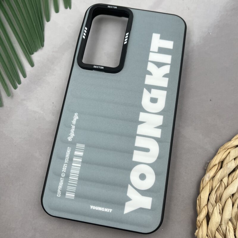 قاب گوشی Galaxy A35 سامسونگ سیلیکونی YOUNGKIT طرح Barcode Sector اسپرت طوسی کد 96824 - Image 2