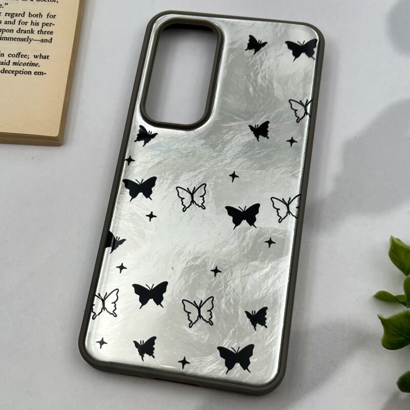 قاب گوشی Galaxy S24 FE سامسونگ Brush Case لوکس طرح پروانه نقره ای کد 62263 - Image 2