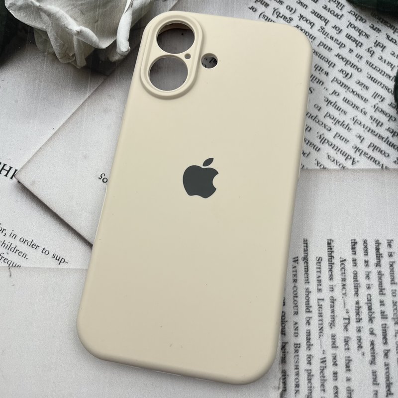 قاب گوشی iPhone 16 آیفون سیلیکونی پاک کنی اورجینال داخل پارچه ای محافظ لنز دار رنگ کرمی کد 10513 - Image 2