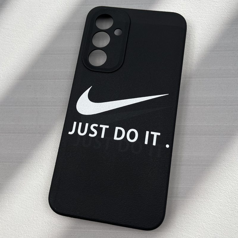 قاب گوشی Galaxy A54 سامسونگ سیلیکونی طرح چرم Leather Design فانتزی NIKE نایک مشکی محافظ لنز دار کد 46346 - Image 2