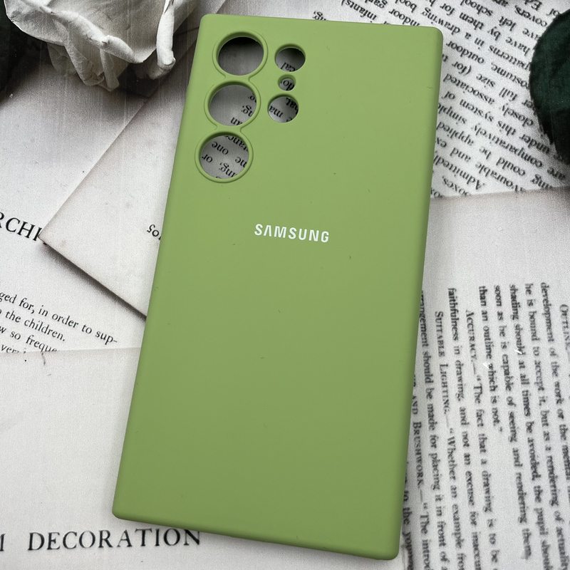 قاب گوشی Galaxy S24 Ultra سامسونگ سیلیکونی پاک کنی اورجینال داخل پارچه ای محافط لنز دار سبز روشن کد 47665 - Image 2