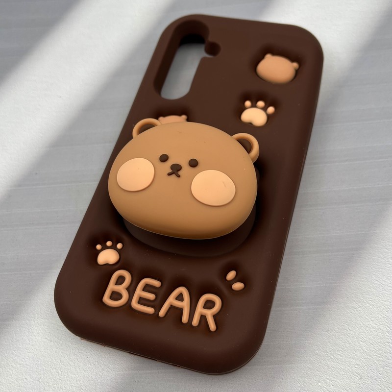 قاب گوشی Galaxy A16 سامسونگ سیلیکونی پاک کنی اورجینال عروسکی تدی Bear قهوه ای هولدری استند شو کد 47663 - Image 2
