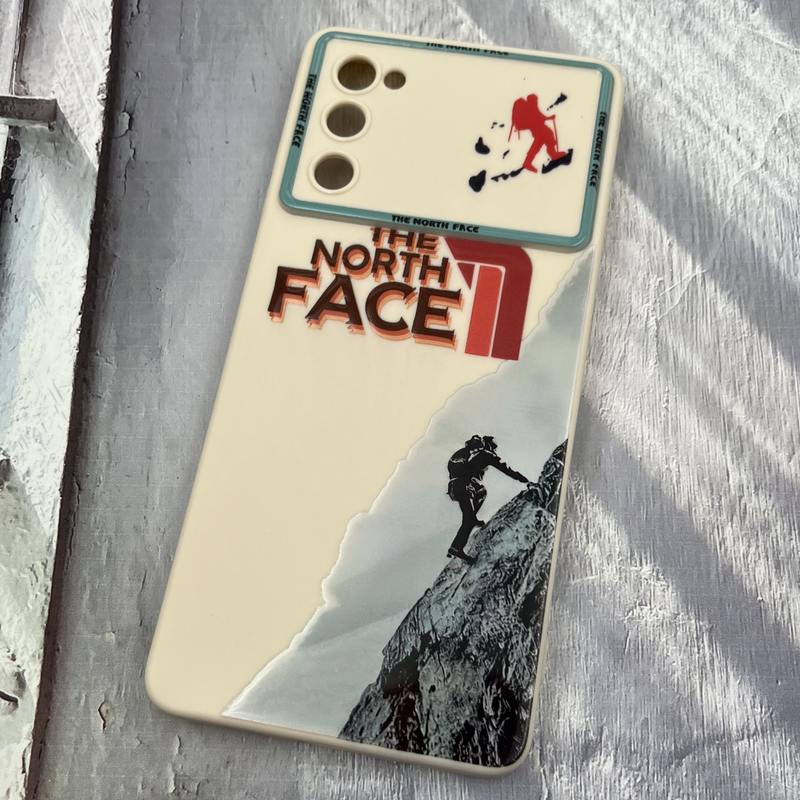 قاب گوشی Galaxy S20 FE سامسونگ سیلیکونی Fantasy Case طرح فانتزی The North Face سفید محافظ لنز دار کد 89502 - Image 2