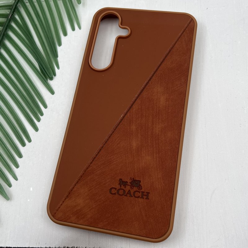 قاب گوشی Galaxy A55 سامسونگ چرم Coach کلاسیک طرح دوخت عسلی کد 36848 - Image 2