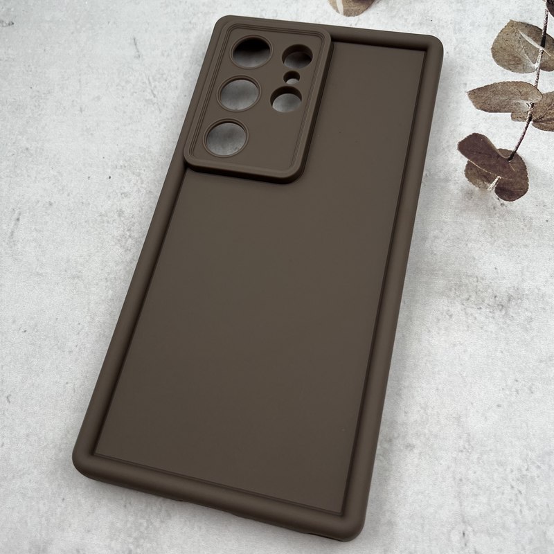 قاب گوشی Galaxy S24 Ultra سامسونگ سیلیکونی اورجینال Solid Case ضد ضربه محافظ لنز دار قهوه ای کد 41290 - Image 2