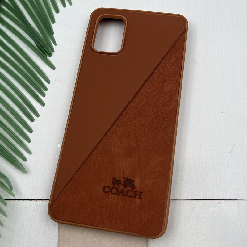 قاب گوشی Galaxy A31 سامسونگ چرم Coach کلاسیک طرح دوخت عسلی کد 54691 - Image 2