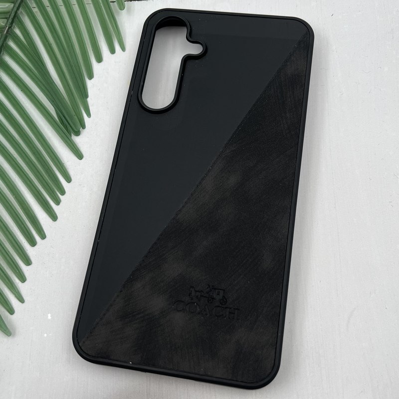 قاب گوشی Galaxy A55 سامسونگ چرم Coach کلاسیک طرح دوخت مشکی کد 65517 - Image 2