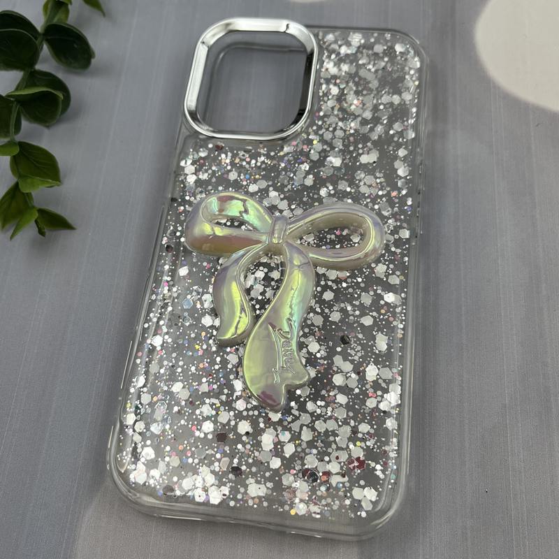 قاب گوشی iPhone 16 آیفون Resin Case پاپیونی برجسته اکلیلی رزینی نقره ای لنز Silver کد 94914 - Image 2