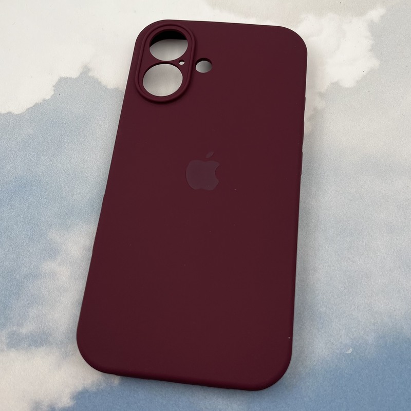 قاب گوشی iPhone 16 آیفون سیلیکونی پاک کنی اورجینال داخل پارچه ای محافظ لنز دار رنگ زرشکی کد 57065 - Image 2