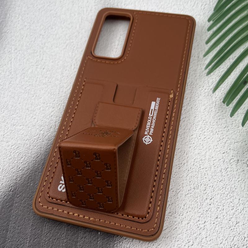 قاب گوشی Galaxy S20 FE سامسونگ جاکارتی استندشو SKINARMA چرم پولو دوخت دار عسلی کد 79047 - Image 2