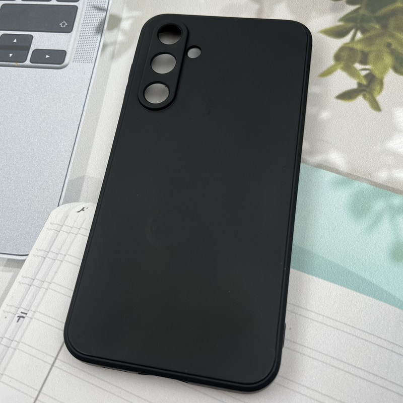 قاب گوشی Galaxy S23 FE سامسونگ سیلیکونی TPU Case طرح ساده رنگی مشکی محافظ لنز دار کد 95245 - Image 2