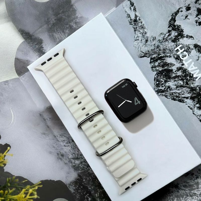بند ساعت هوشمند اپل واچ سیلیکونی اورجینال Spigen مناسب برای سایز 42 / 44 / 45 / 46 / 49 سفید کد 75652 - Image 2
