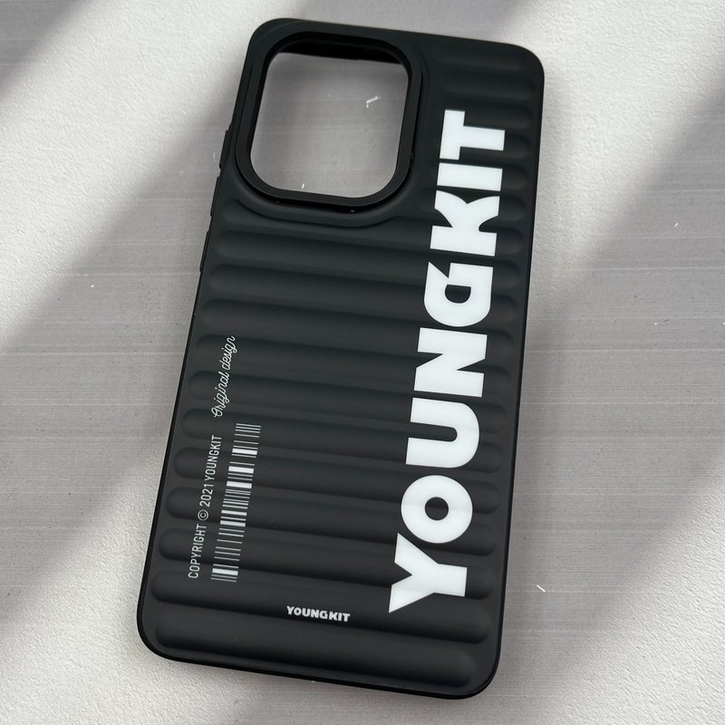 قاب گوشی Poco X7 Pro شیائومی YOUNGKIT دور سیلیکونی لنز برجسته طرح بارکد مشکی کد 77694 - Image 2