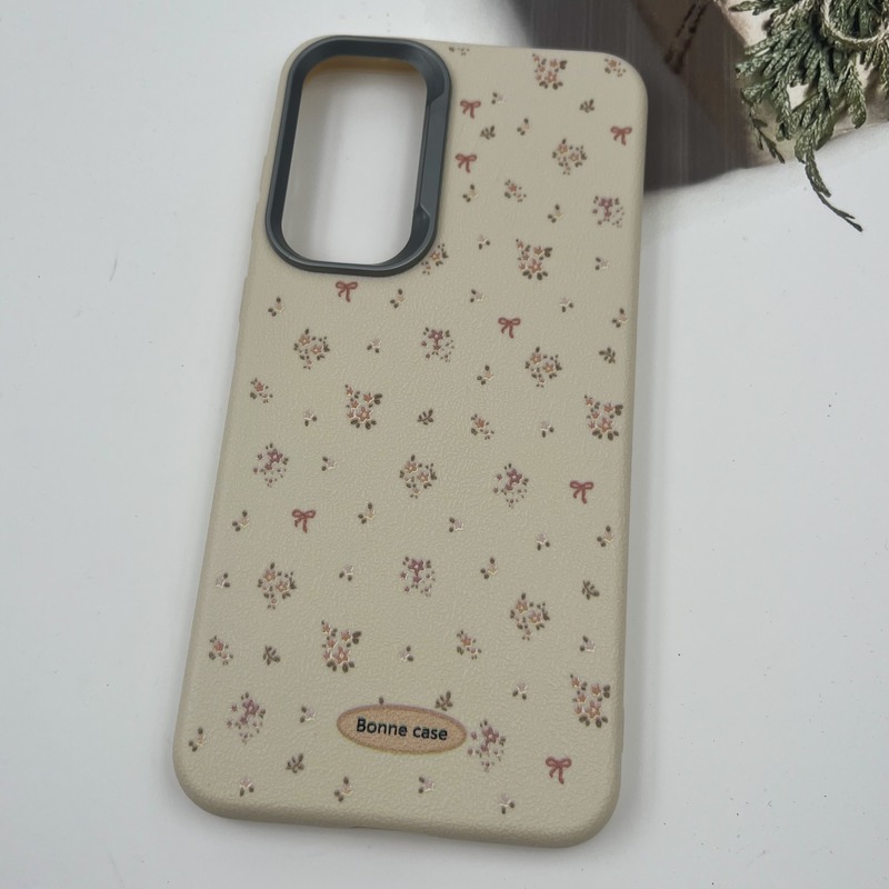 قاب گوشی Galaxy A55 سامسونگ Bonne Case سیلیکونی طرح گل رز کرم لنز کروم برجسته کد 88107 - Image 2
