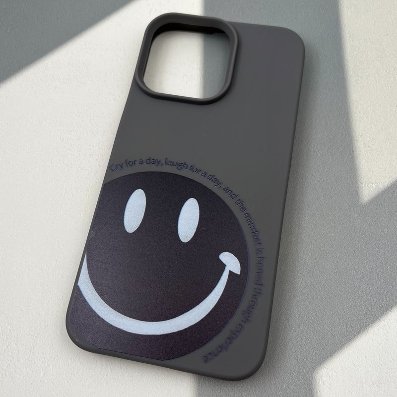 قاب گوشی iPhone 15 Pro Max آیفون Silicon Case سیلیکونی لنز برجسته طرح استیکر تیتانیوم کد 88733 - Image 2