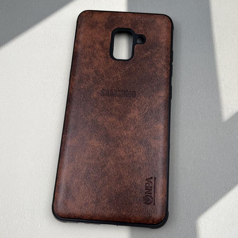 قاب گوشی Galaxy A8 Plus سامسونگ چرمی لوگو دار NPA کلاسیک قهوه ای سوخته کد 12280 - Image 2