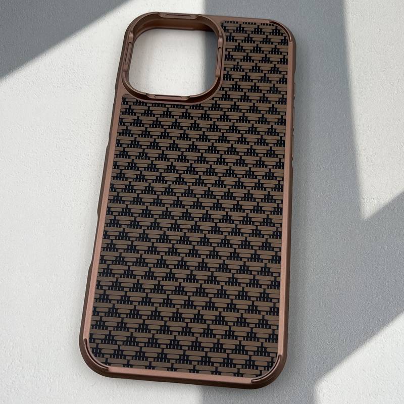قاب گوشی iPhone 16 Pro Max آیفون Business Carbon طرح کربن لوکس لنز برجسته ضد ضربه کد 19163 - Image 2