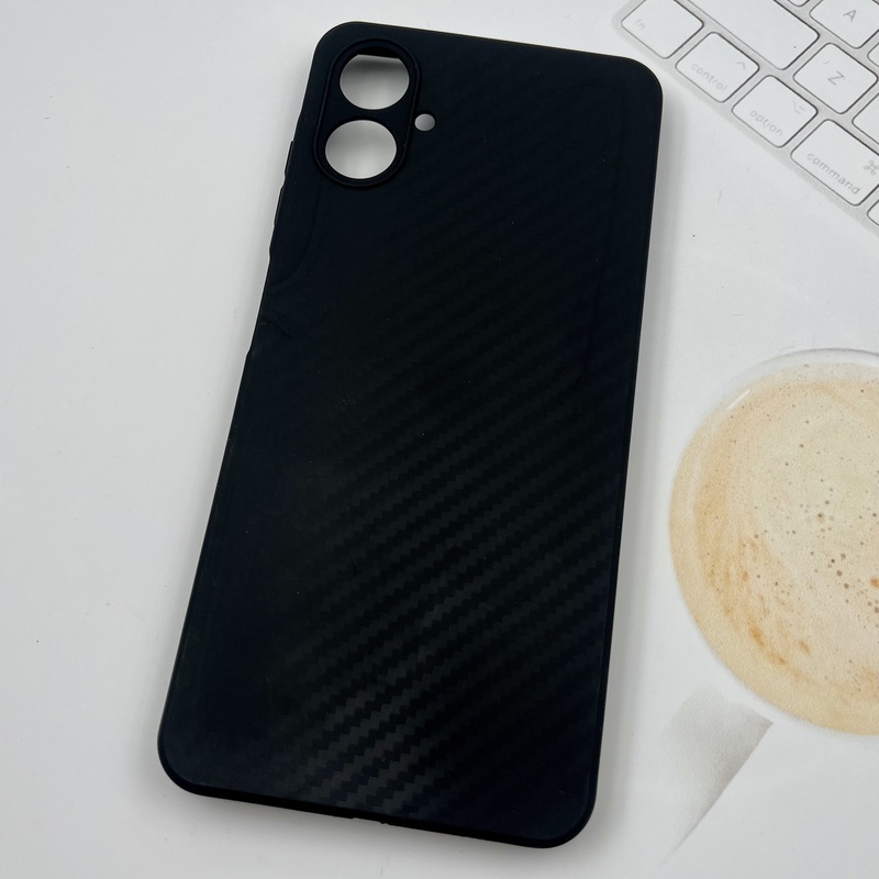 قاب گوشی Galaxy A06 سامسونگ سیلیکونی Carbon Case طرح کربن ایربگ دار مشکی محافظ لنز دار کد 99448 - Image 2