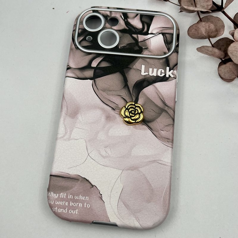 قاب گوشی iPhone 13 آیفون Flower Case طرح رز برجسته Lucky محافظ لنز دار برجسته کد 34461 - Image 2