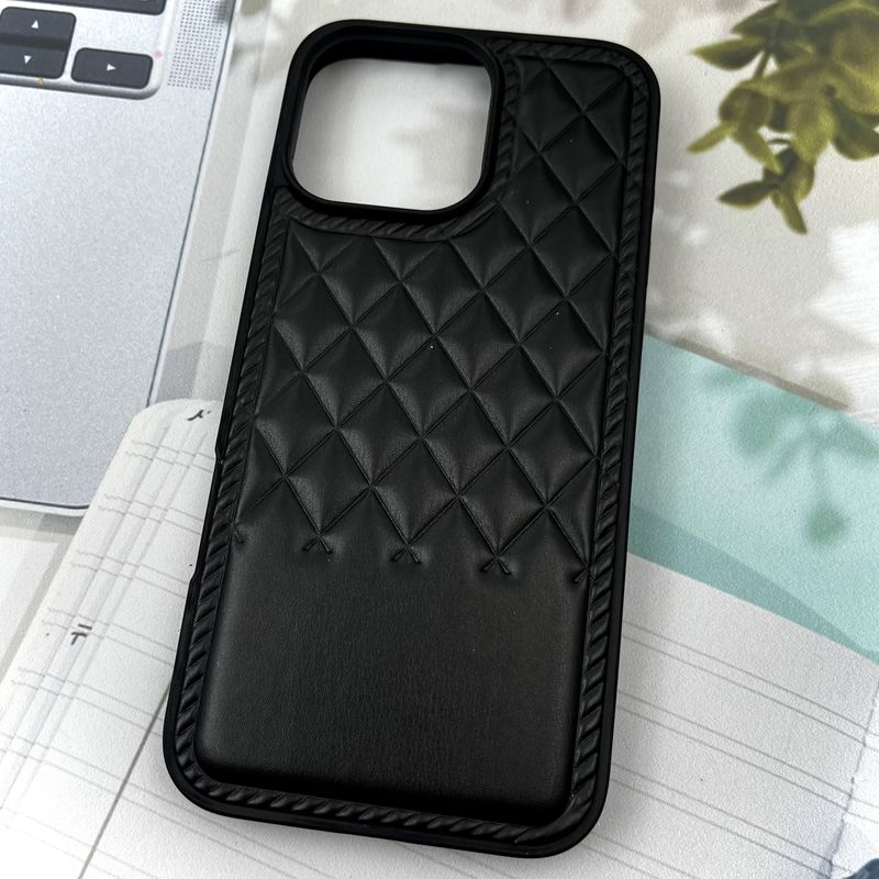 قاب گوشی iPhone 16 Pro Max آیفون Premium Case چرم پافر لوزی بالشتی لوکس مشکی کد 51030 - Image 2