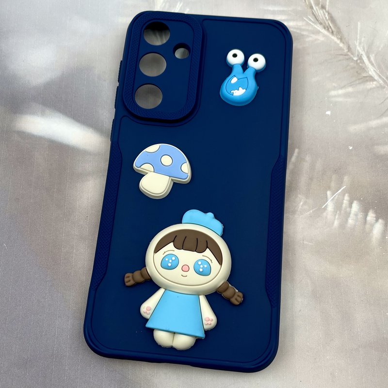 قاب گوشی Galaxy A55 سامسونگ Pinhole Case عروسکی لنز برجسته سیلیکونی طرح دختر محافظ لنز دار کد 62262 - Image 2