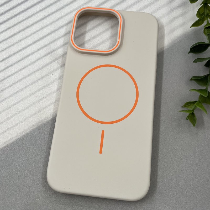قاب گوشی iPhone 16 Pro Max آیفون FIT CLASSIC مگ سیف Magsafe اورجینال Orange Lens برجسته کرمی کد 82111 - Image 2