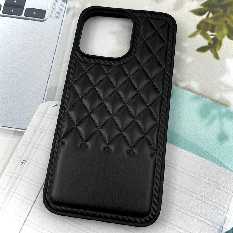 قاب گوشی iPhone 15 Pro Max آیفون Premium Case چرم پافر لوزی بالشتی لوکس مشکی کد 85043 - Image 2