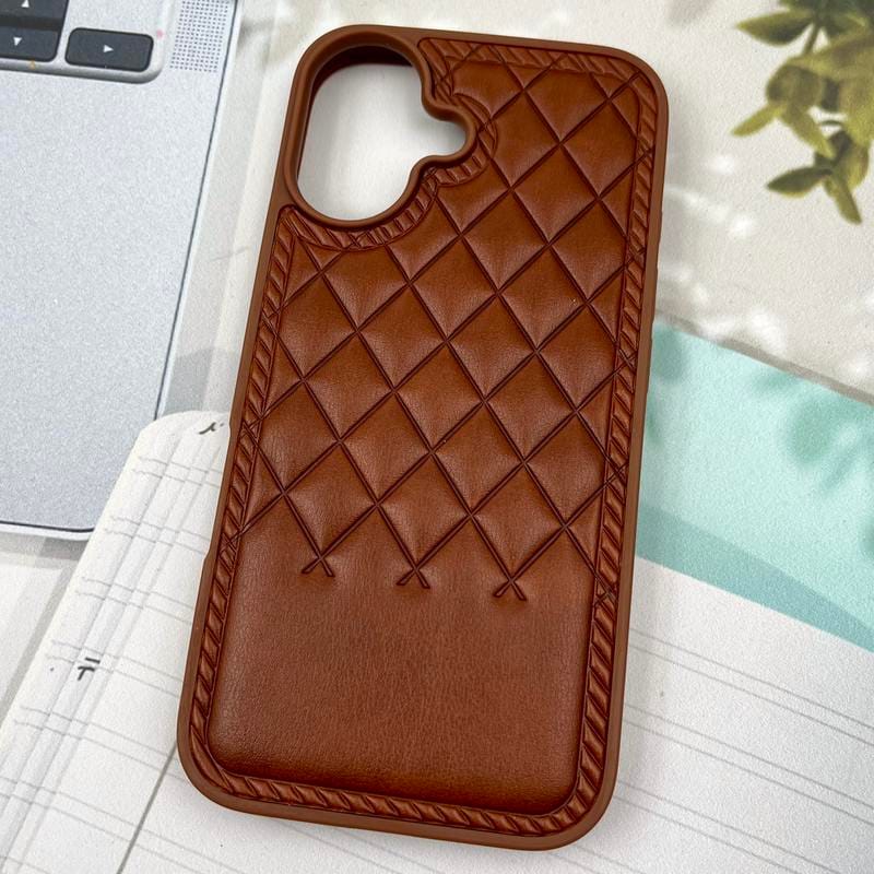 قاب گوشی iPhone 16 آیفون Premium Case چرم پافر لوزی بالشتی لوکس عسلی کد 91774 - Image 2