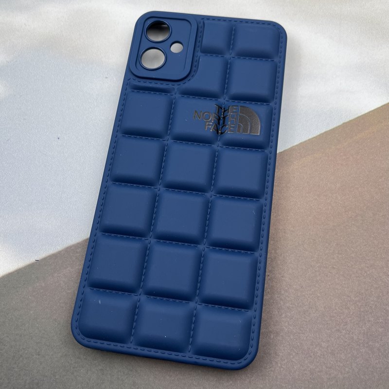 قاب گوشی Galaxy A05 سامسونگ سیلیکونی پافری برجسته Kit Kat طرح The North Face محافظ لنز دار سرمه ای کد 93014 - Image 2