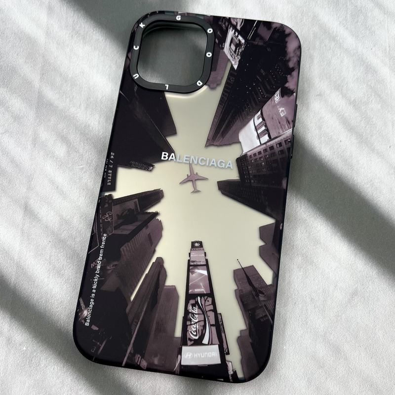 قاب گوشی iPhone 12 / iPhone 12 Pro آیفون Good Luck ضد ضربه لنز برجسته اورجینال طرح Balenciaga کد 95585 - Image 2